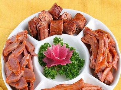 久久鴨脖加盟哪個(gè)品牌好,開(kāi)加盟店能賺錢(qián)嗎